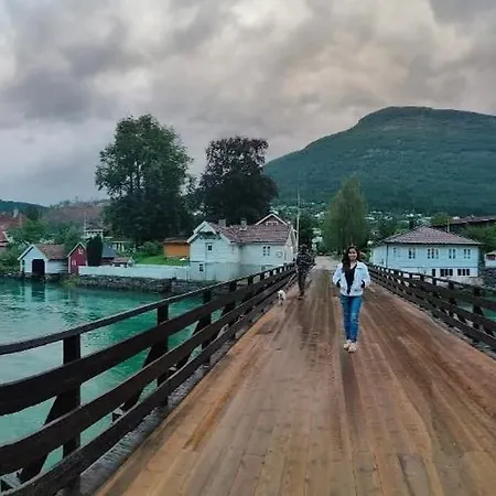 2-bedroom Stryn, Norway Apartmán *