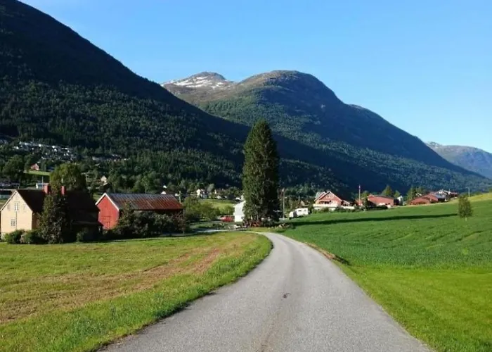 2-Bedroom Apartment Stryn, Norway 公寓